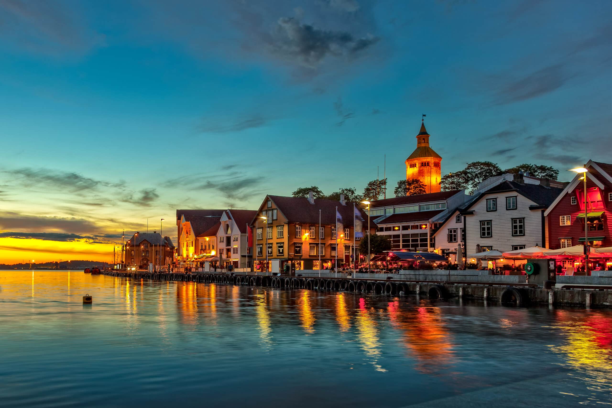 Stavanger i solnedgang.